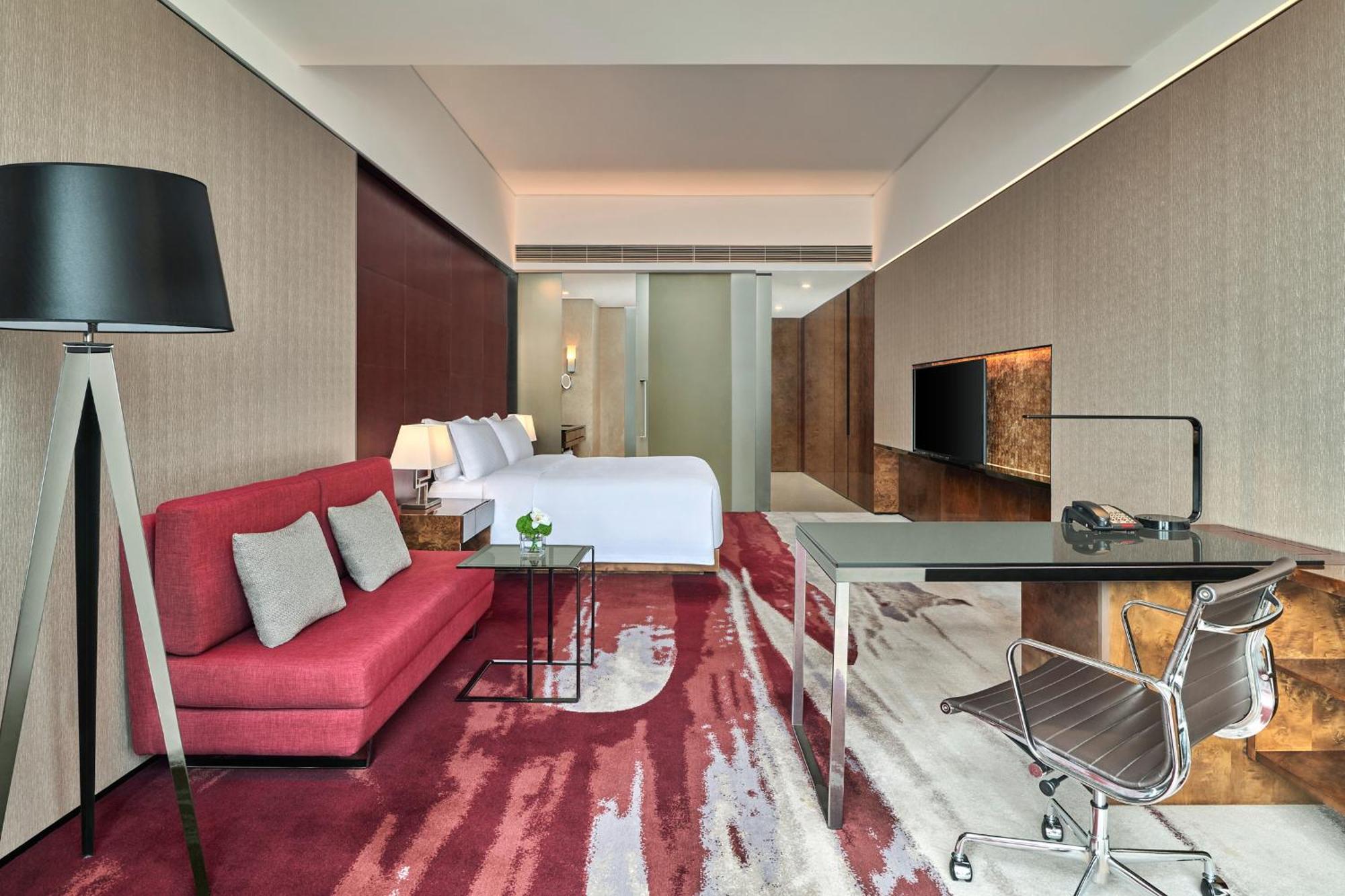 Hilton Guangzhou Tianhe - Free Shuttle Bus And Registration Counter Available During Canton Fair Period Exterior foto Deluxe Room