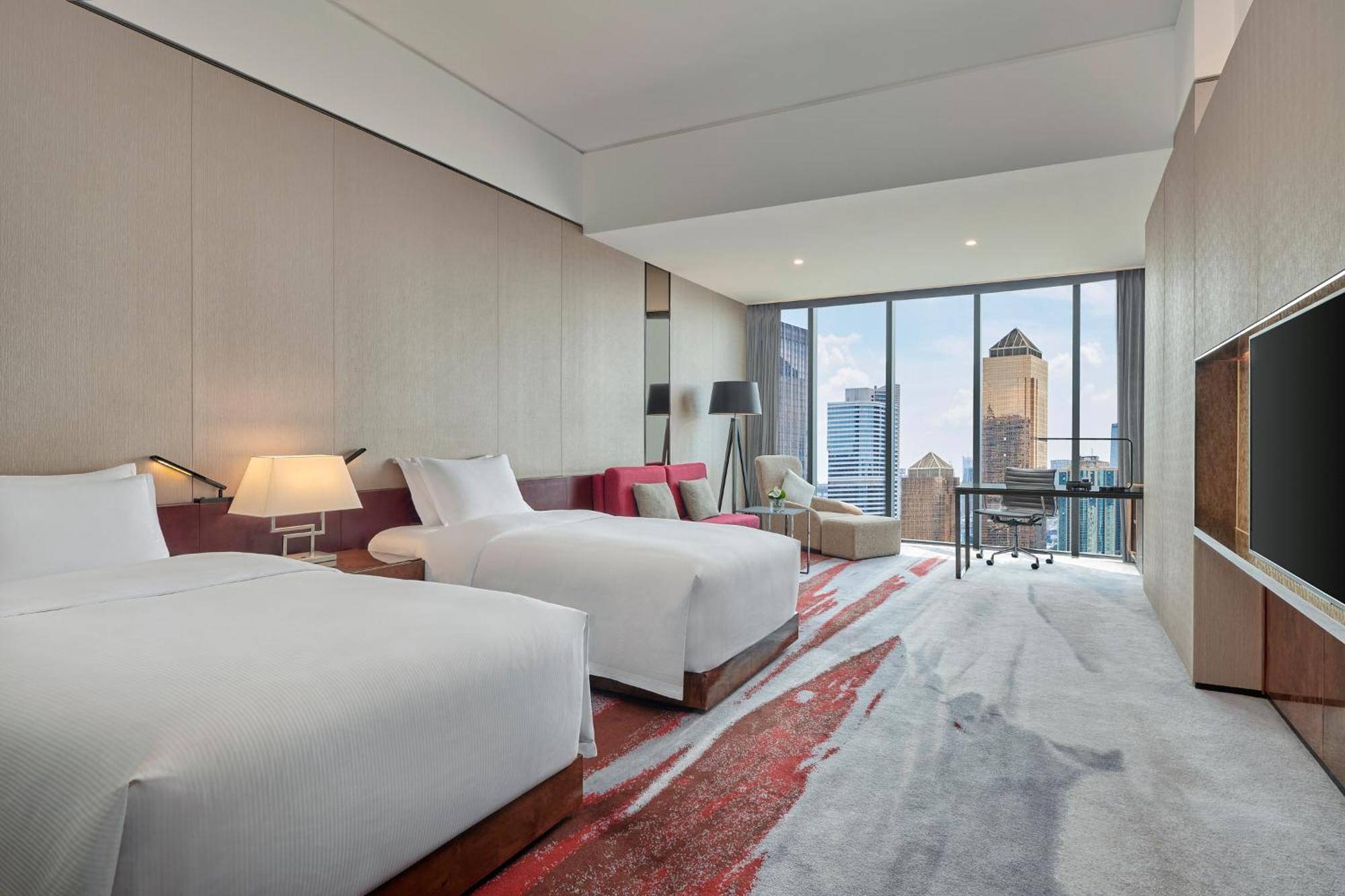 Hilton Guangzhou Tianhe - Free Shuttle Bus And Registration Counter Available During Canton Fair Period Exterior foto Deluxe Room